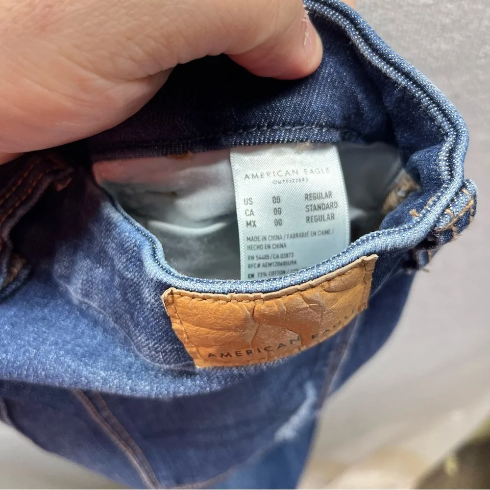 American Eagle Curvy Hi-Rise Jegging Distressed Jeans Womens 00‎ Blue Denim 2771
